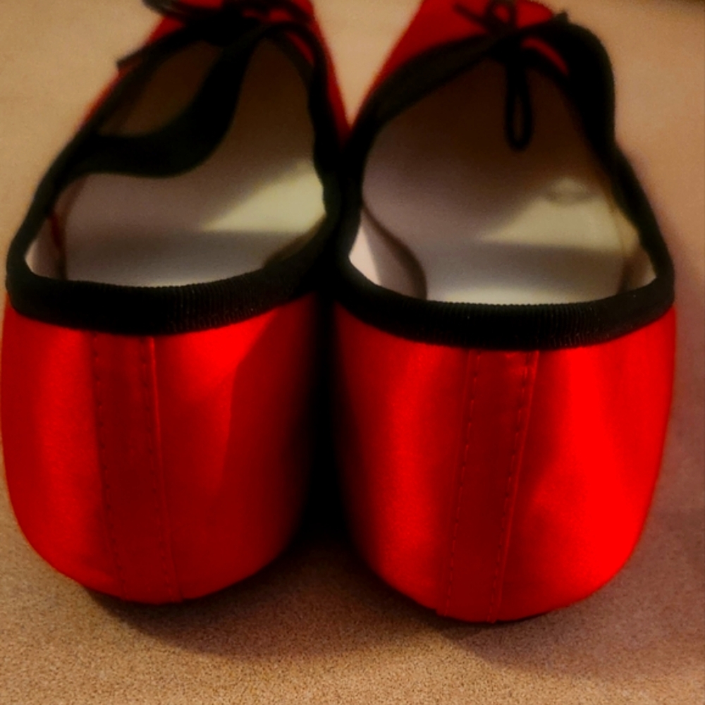 Repetto red satin and blk velvet trim ballerina flats - Picture 8 of 11